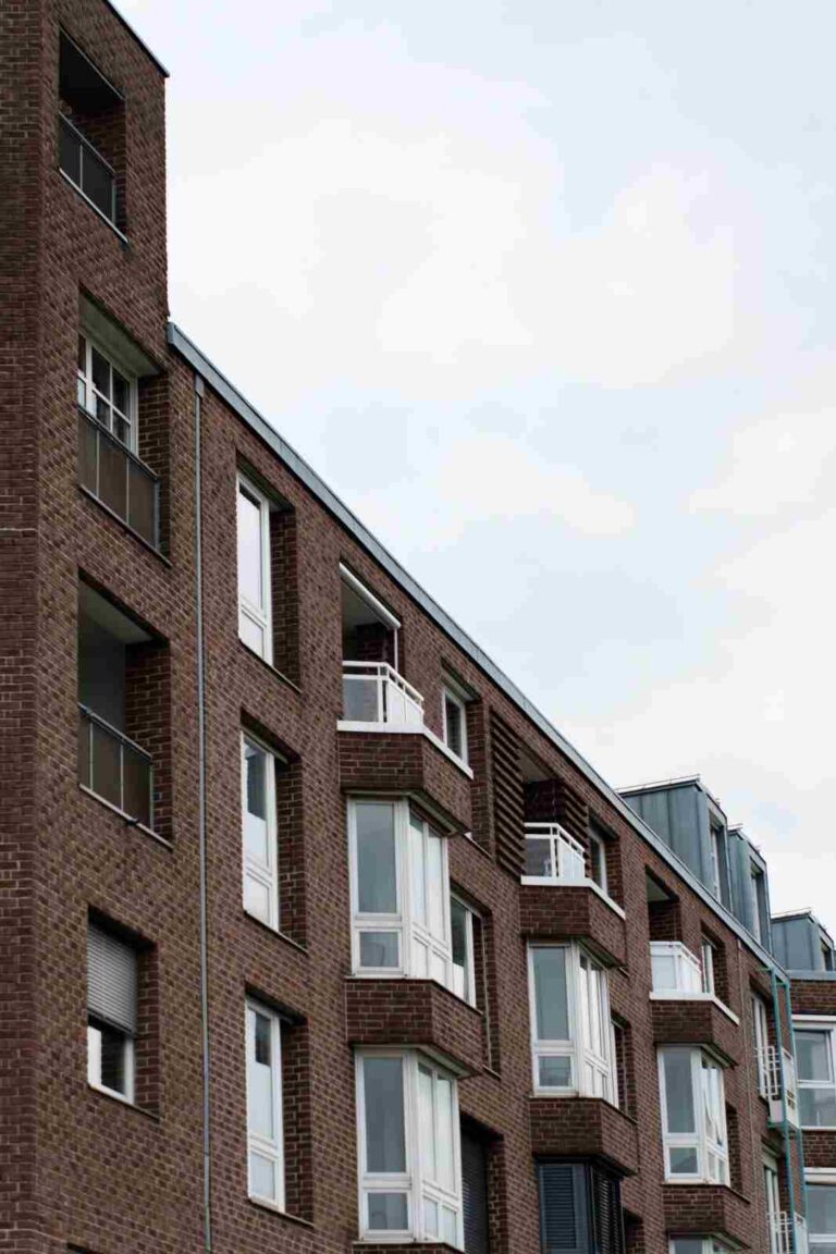 Best Real Estate Investment Strategies for Beginners